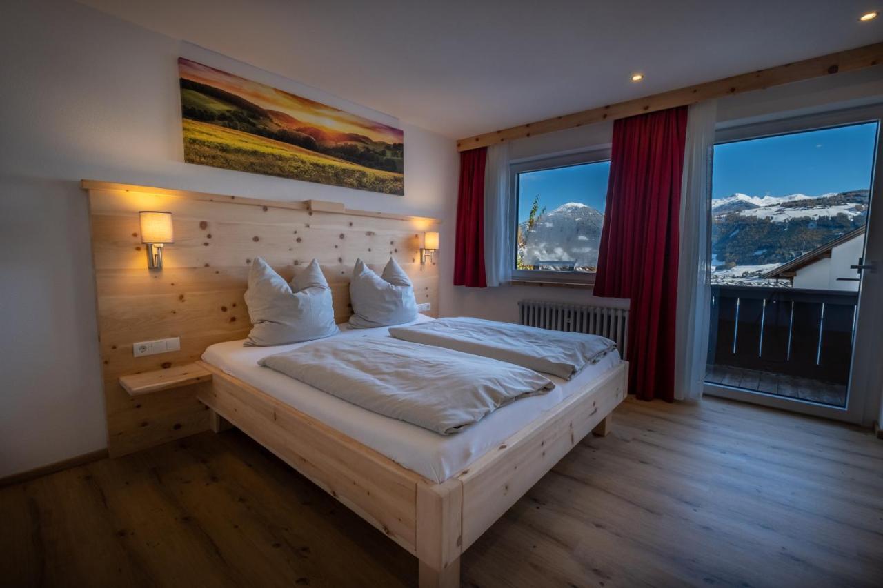 Landhaus Birgit Telfes im Stubai Buitenkant foto