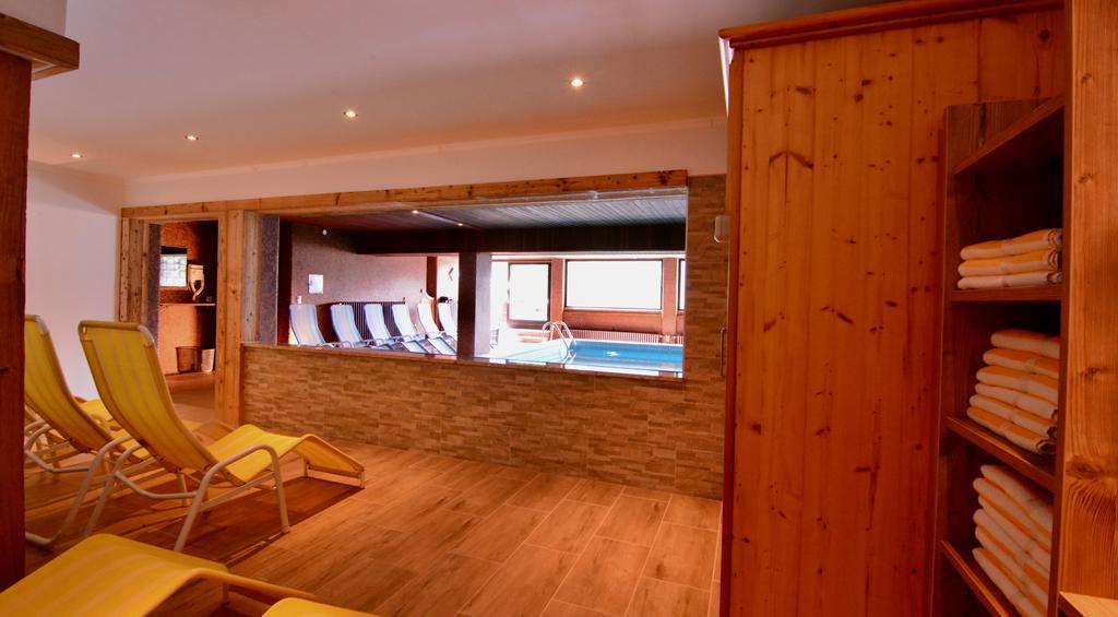 Landhaus Birgit Telfes im Stubai Buitenkant foto