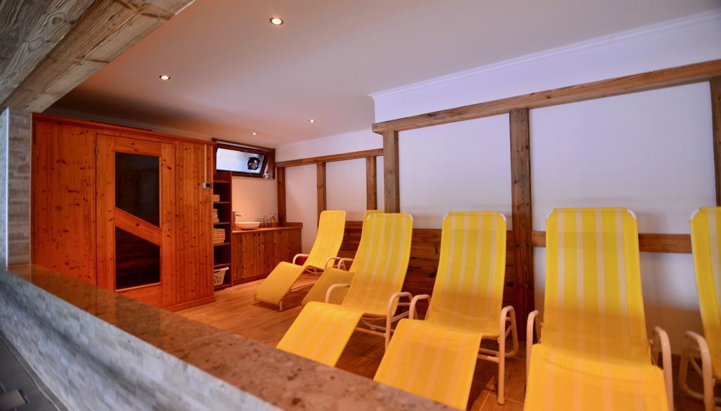 Landhaus Birgit Telfes im Stubai Buitenkant foto